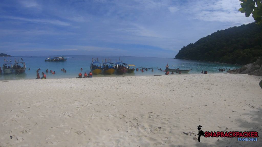 pantai tiga ruang
