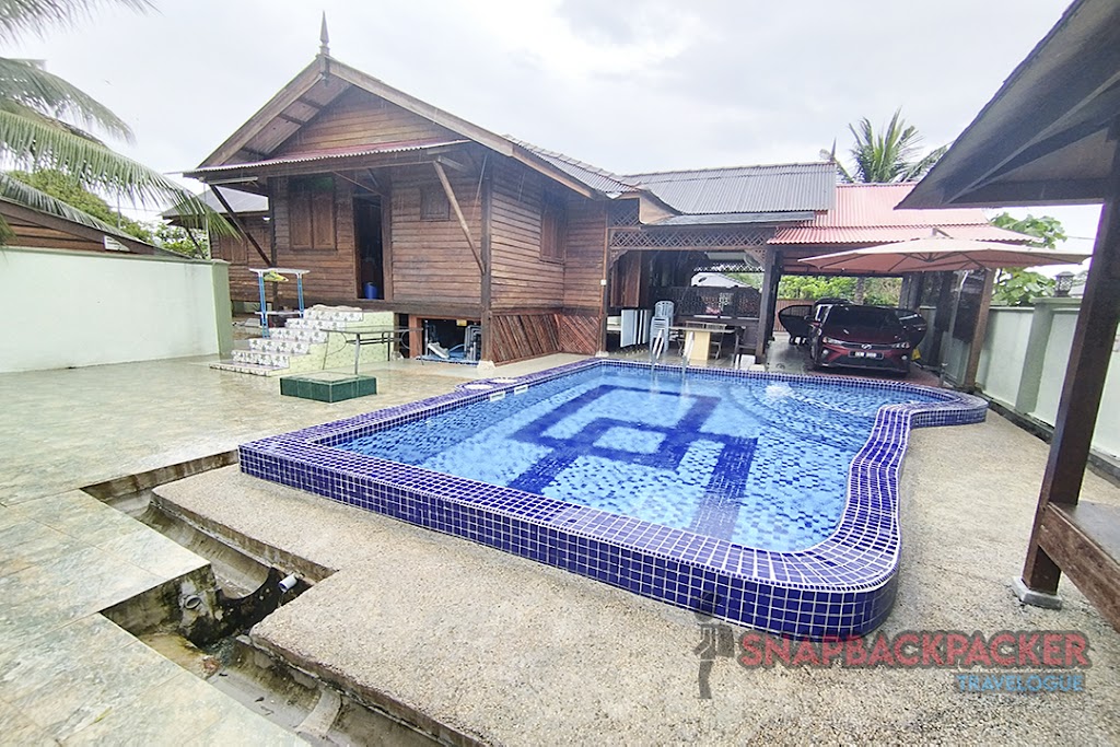 View 20Belakang 20Dengan 20Kolam 1