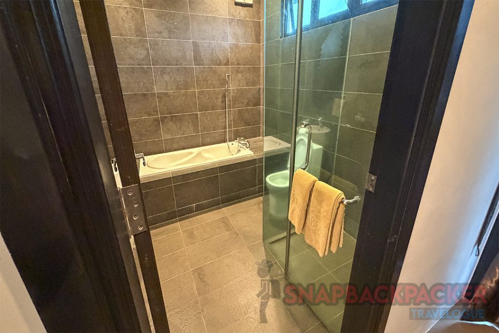 Review Hermitage Boutique House Taiping – Penginapan Macam Rumah Sendiri 5 bilik air